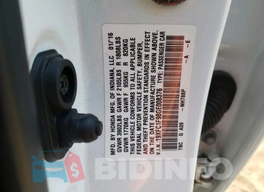 19XFC1F98GE008376 Photo# 12