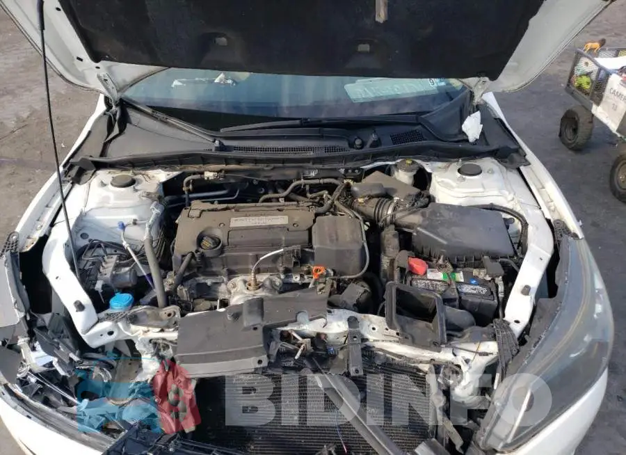 1HGCR2F36FA150361 Photo# 11