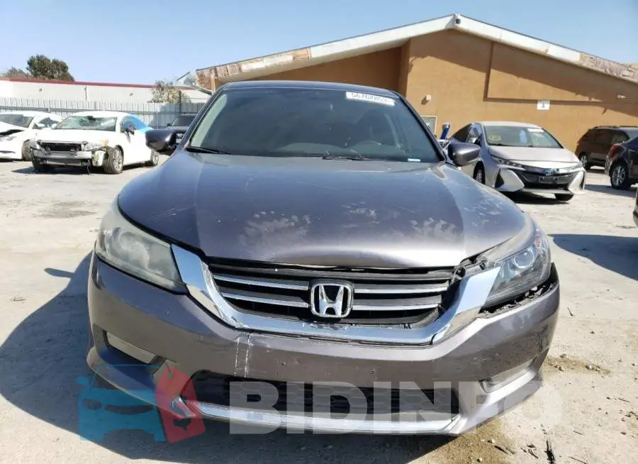1HGCR2F5XFA142765 Photo# 5