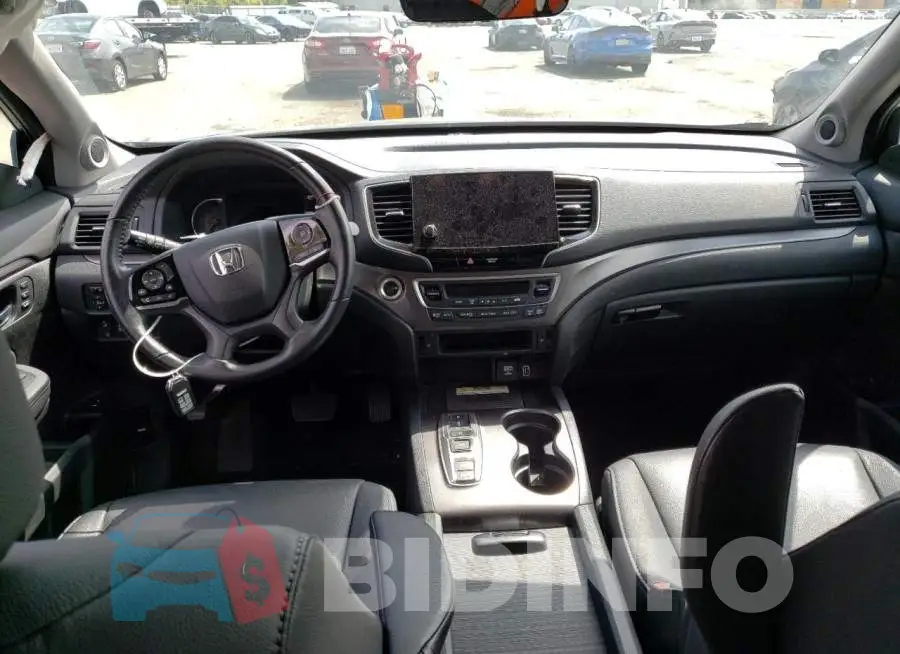 5FNYF5H2XMB047824 Photo# 8