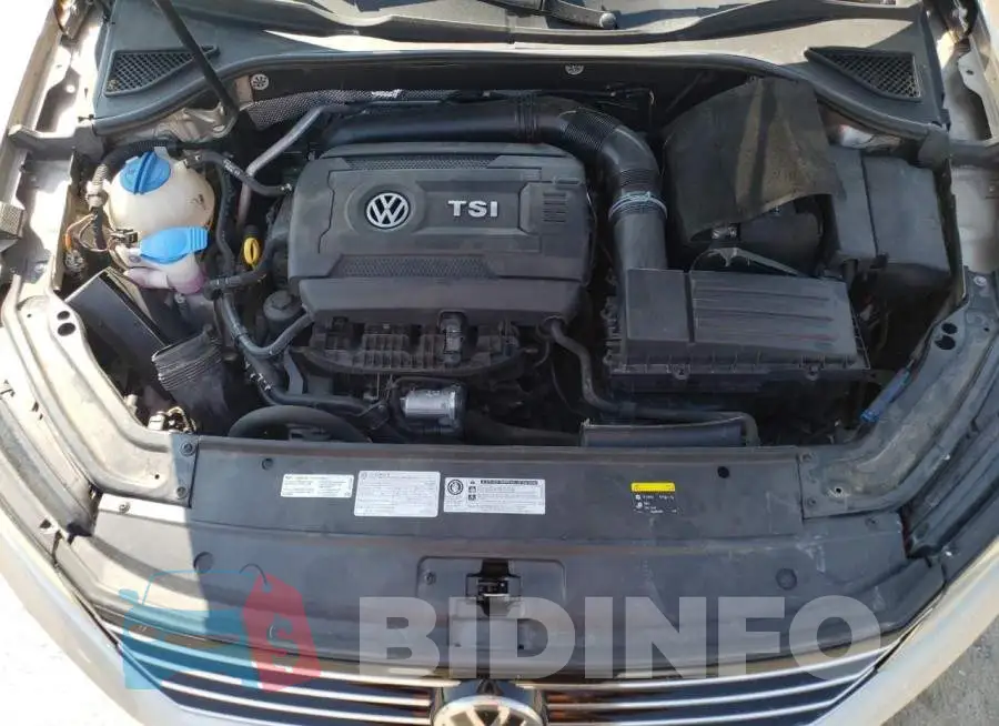 1VWBS7A37GC017744 Photo# 11
