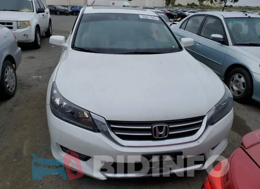 1HGCR2F86EA242872 Photo# 5