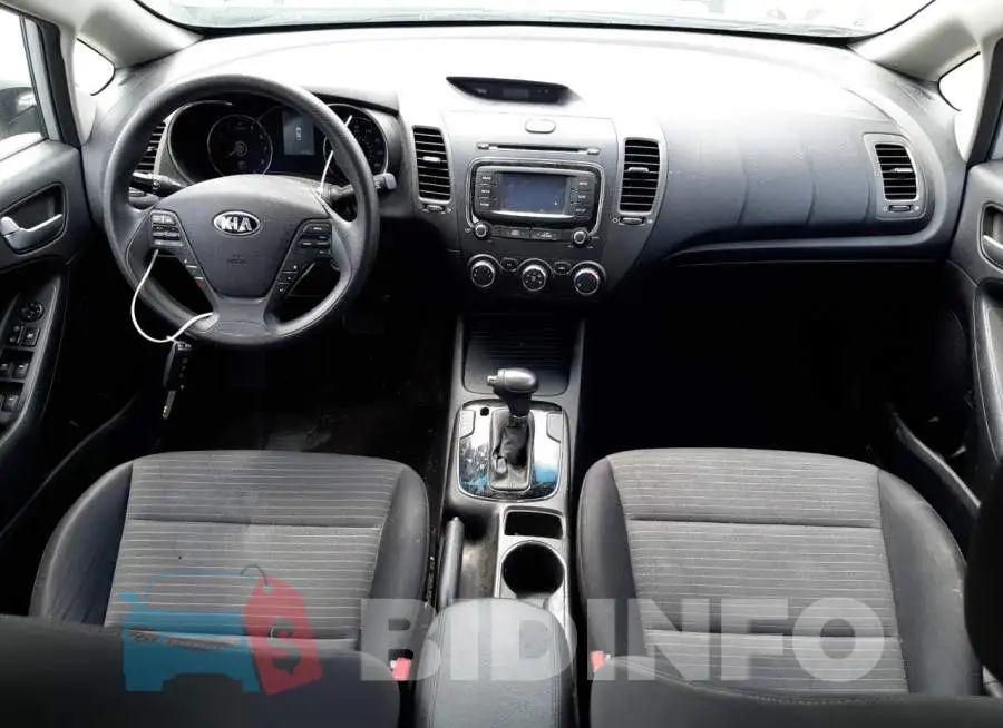 3KPFL4A74HE131682 Photo# 8