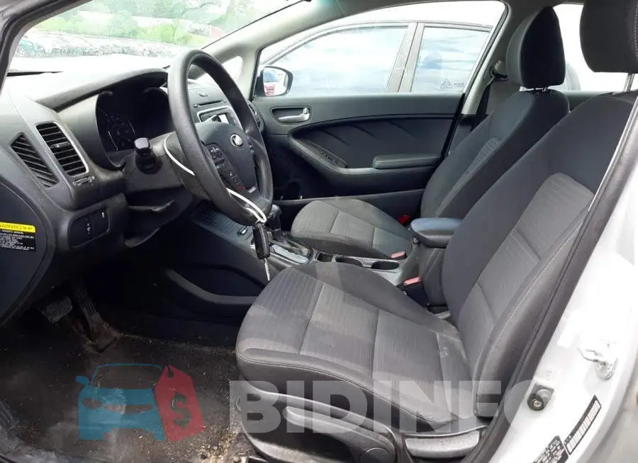 3KPFL4A74HE131682 Photo# 7