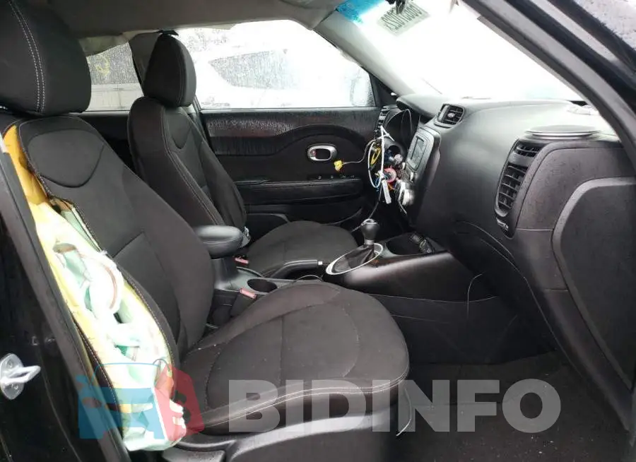 KNDJN2A23K7917848 Photo# 5