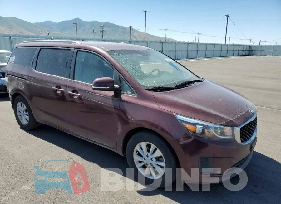 KNDMB5C18H6315134 Photo# 4