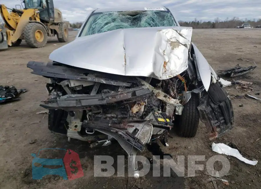 JA4AD3A39KZ041562 Photo# 5