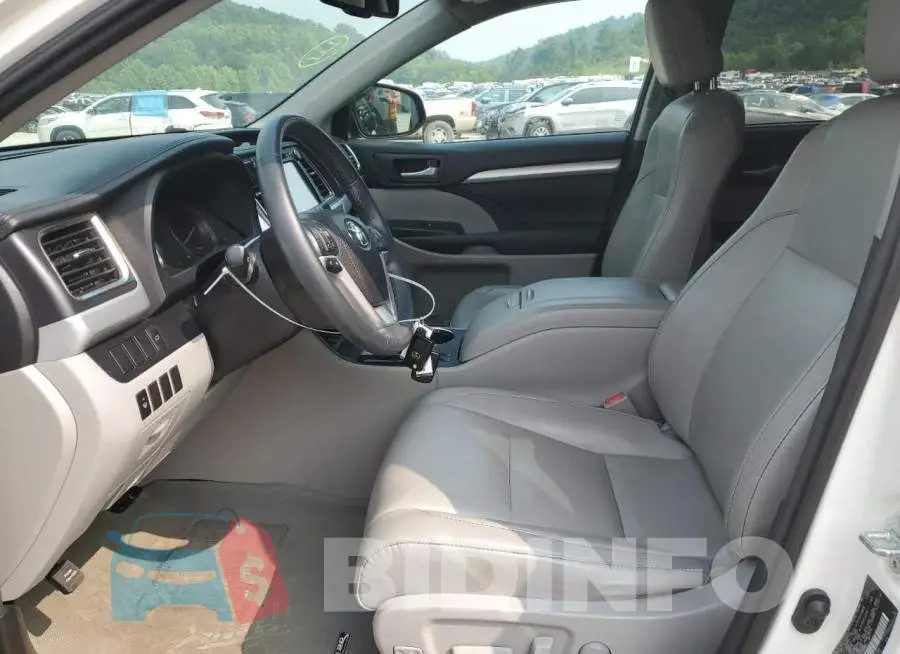 5TDJKRFH4GS236982 Photo# 7
