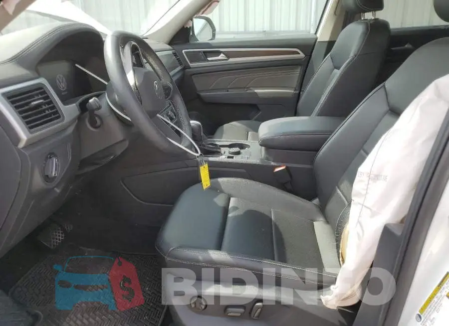 1V2LP2CA5NC514892 Photo# 7