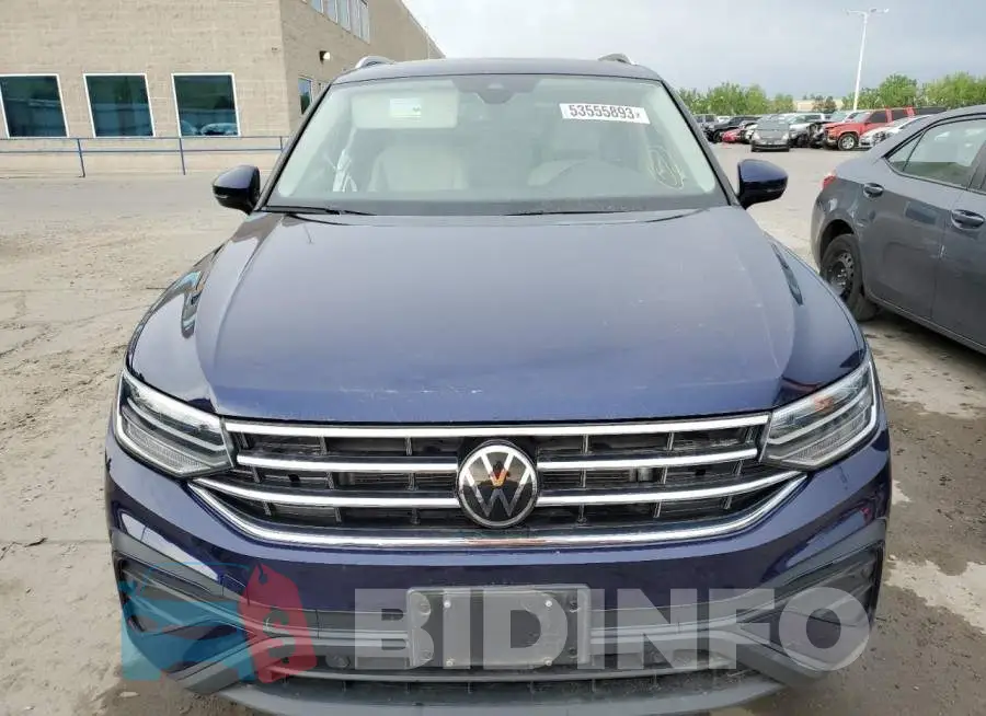 3VV2B7AX8NM024074 Photo# 5