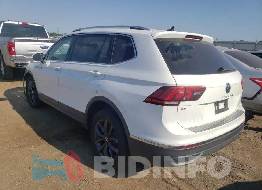 3VV3B7AX7NM030419 Photo# 3