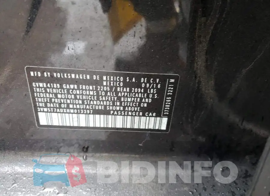 3VW5T7AUXHM013397 Photo# 13