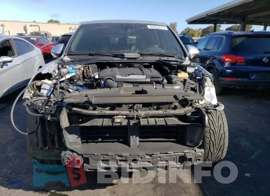 WP1AA2A21HKA89427 Photo# 5