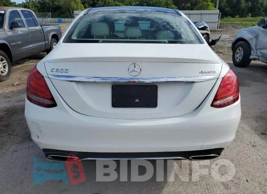 WDDWF4KB1GR145171 Photo# 6