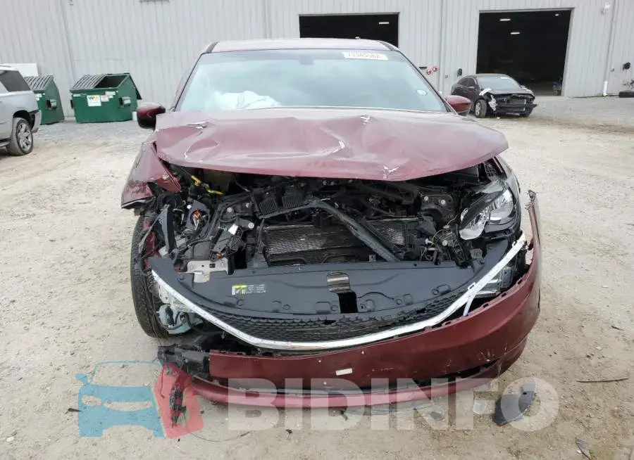 2C4RC1DGXHR712027 Photo# 5