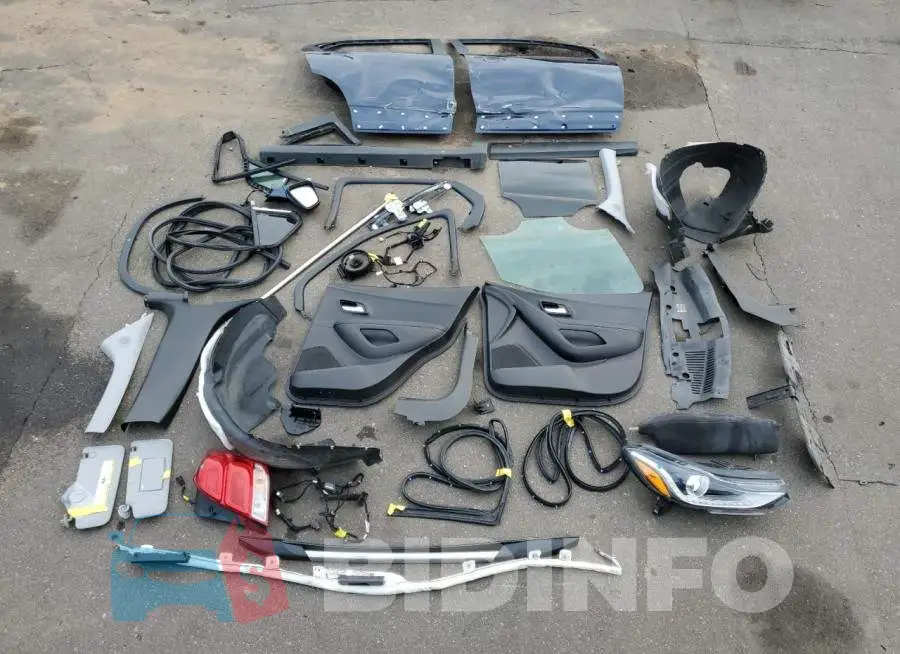 3GNCJPSB2KL117268 Photo# 13