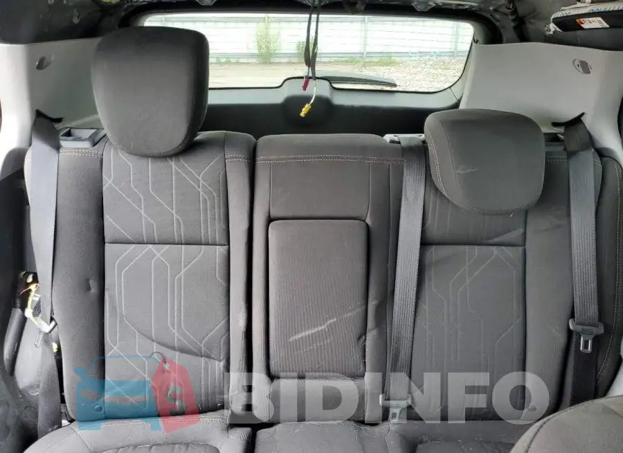 3GNCJPSB2KL117268 Photo# 10