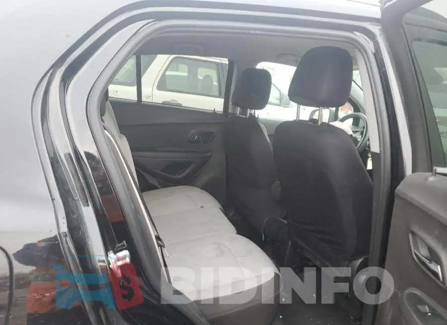 3GNCJPSB8JL252737 Photo# 11