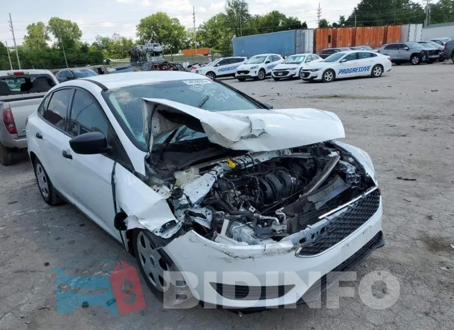 1FADP3E26JL277900 Photo# 4