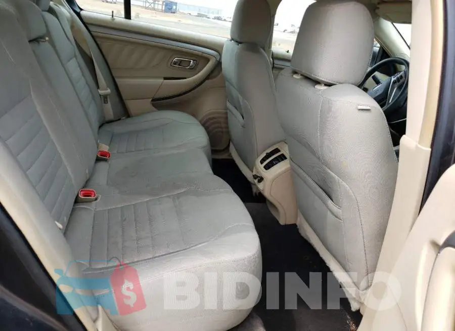 1FAHP2D89FG117933 Photo# 10