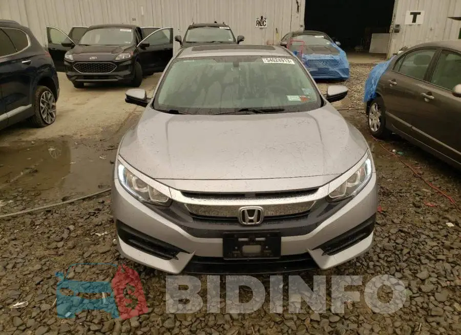 19XFC2F71HE204844 Photo# 5