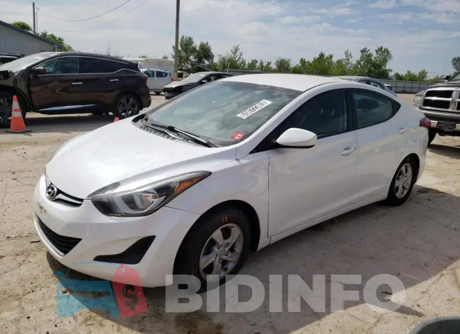 5NPDH4AE8FH635197 Photo# 1
