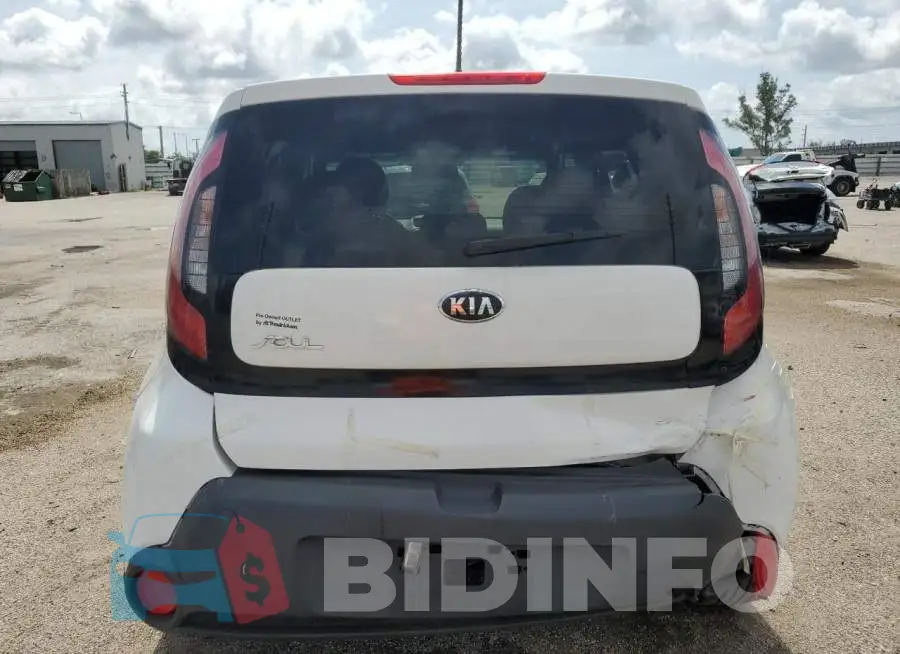 KNDJN2A22F7798082 Photo# 6