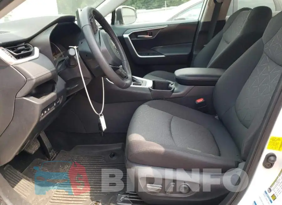 2T3P1RFV6NW316251 Photo# 7