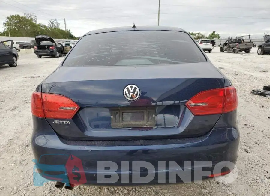 3VW2K7AJ3EM430108 Photo# 6