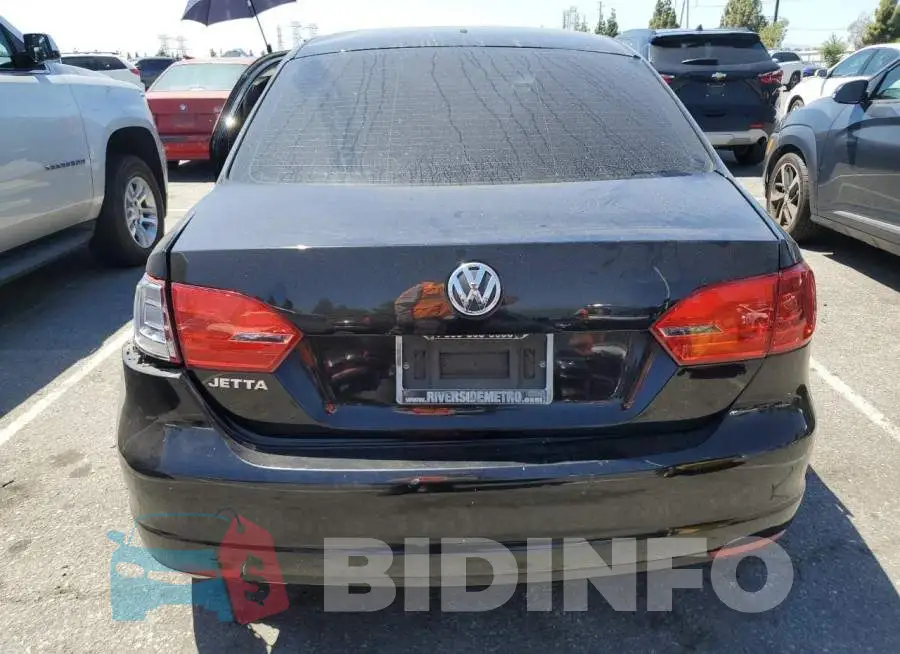 3VW2K7AJ5EM332049 Photo# 6