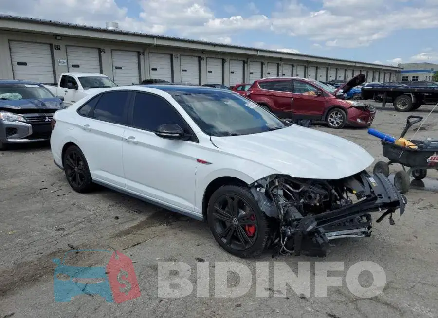3VW2T7BU4NM028572 Photo# 4