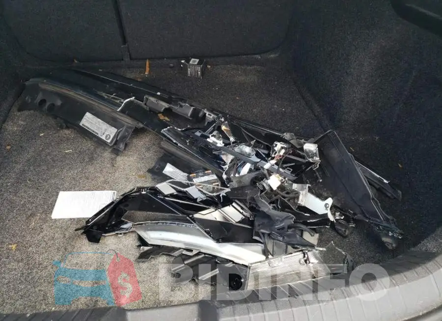 3VWCB7BU5KM170576 Photo# 12