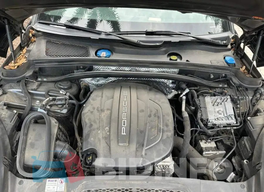 WP1AA2A53LLB01204 Photo# 7