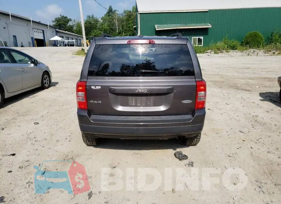 1C4NJRFB4FD439896 Photo# 6