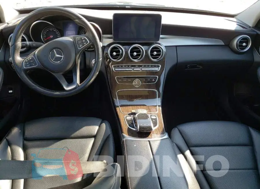 55SWF4KB8JU242826 Photo# 8