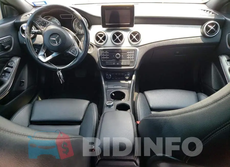 WDDSJ4EB0GN380175 Photo# 8