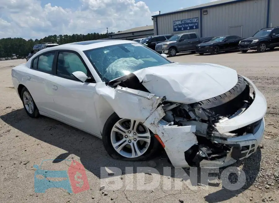 2C3CDXBG4KH724877 Photo# 4