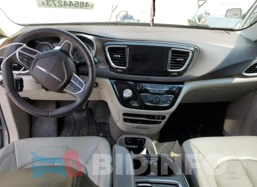 2C4RC1EG3HR627948 Photo# 8