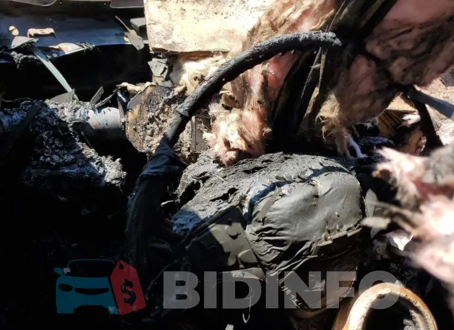 1G1ZD5ST3KF227918 Photo# 9