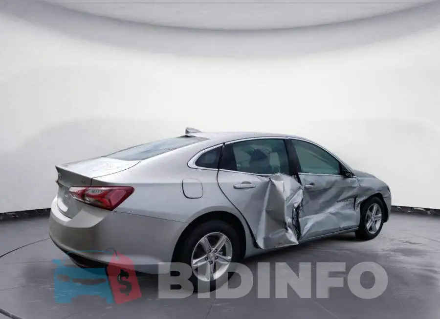 1G1ZD5ST4NF173243 Photo# 3
