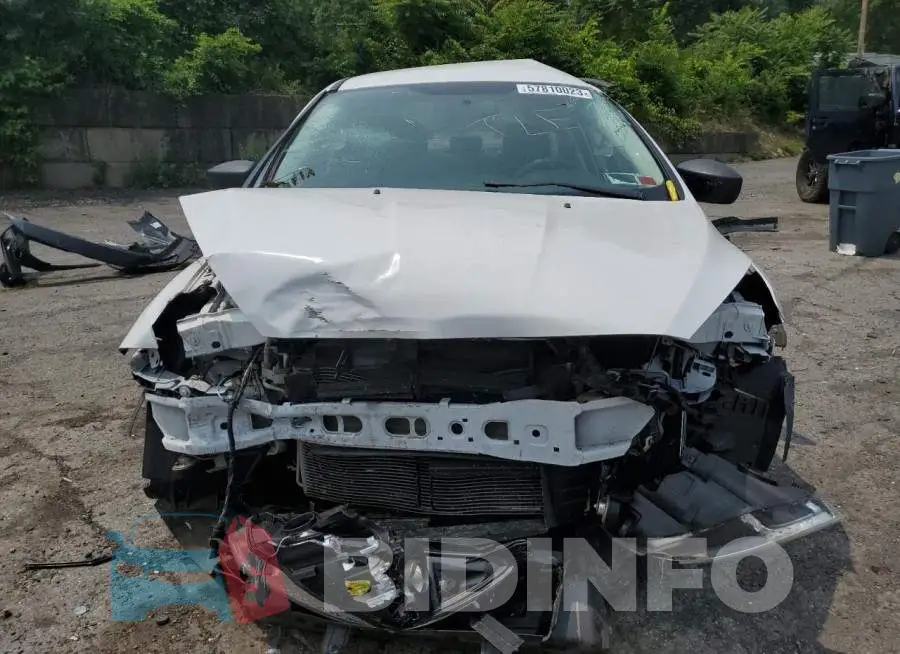 1FADP3E26GL265643 Photo# 5