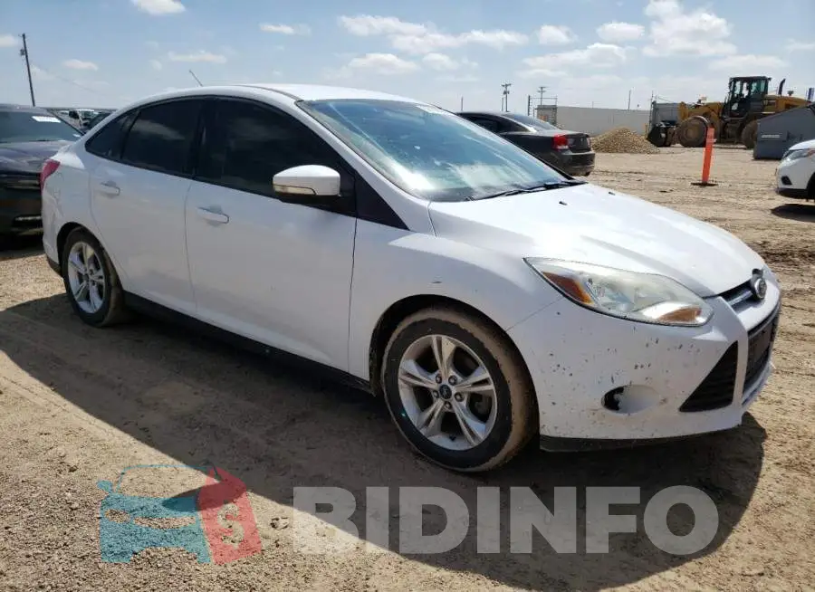 1FADP3F21EL318504 Photo# 4