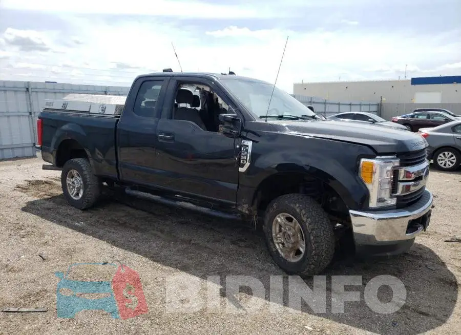 1FT7X2B63HED59767 Photo# 4