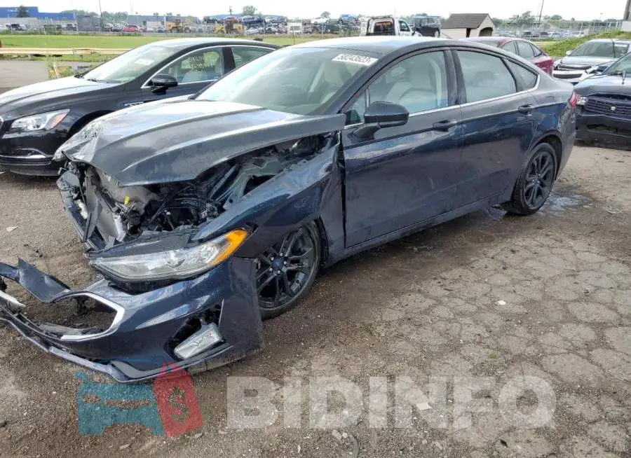 3FA6P0HD2LR132832 Photo# 1