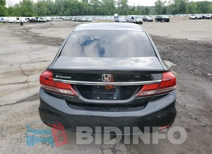 19XFB2F57FE029904 Photo# 6