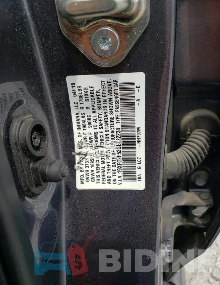 19XFC2F52GE222234 Photo# 13