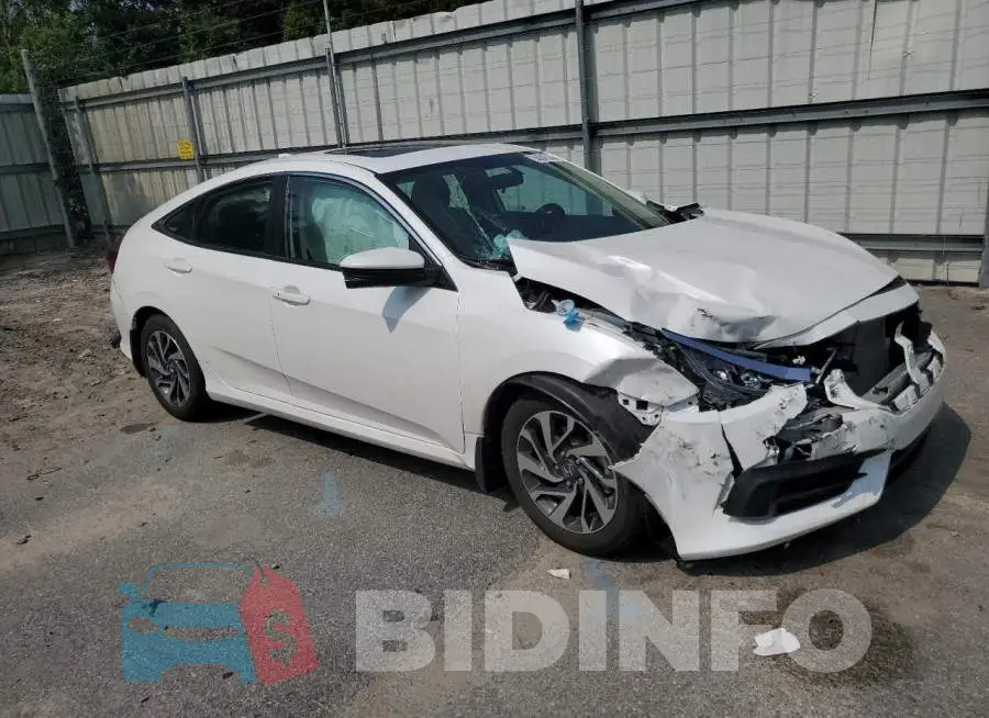 19XFC2F71HE064973 Photo# 4