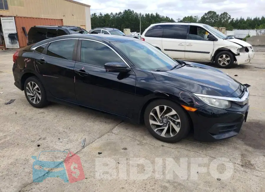19XFC2F76HE036036 Photo# 4