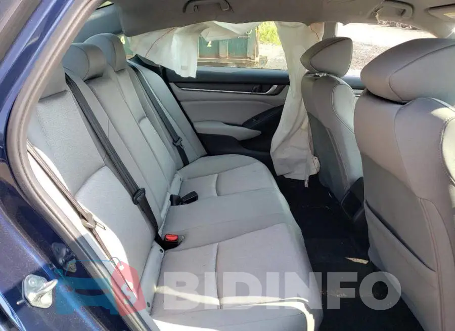 1HGCV1F13KA133631 Photo# 10