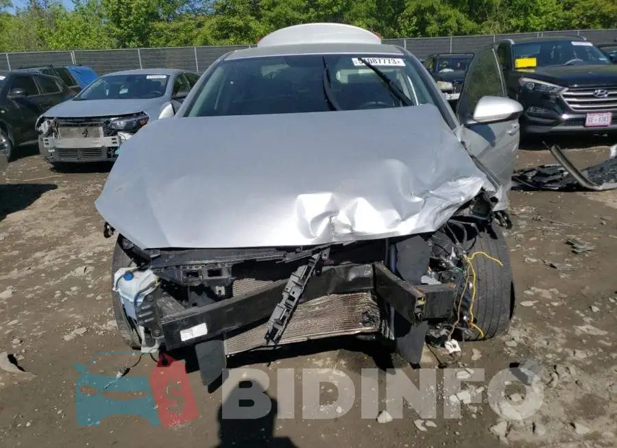5NPD84LF9HH103644 Photo# 11